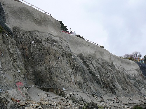 Le Relecq-Kerhuon
sprayed concrete on cliff
Ästuar/Lagune/Fjord, Siedlung (Stadt/Dorf), Erosion, Öffentlicher Bereich/Strand, Geologie, Naturereignis
Aude Körfer